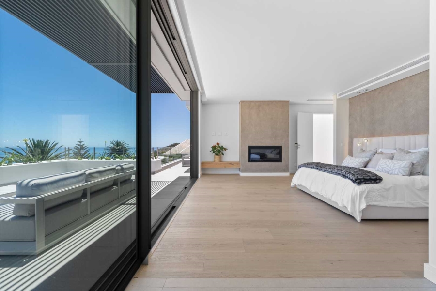 5 Bedroom Property for Sale in Camps Bay Western Cape